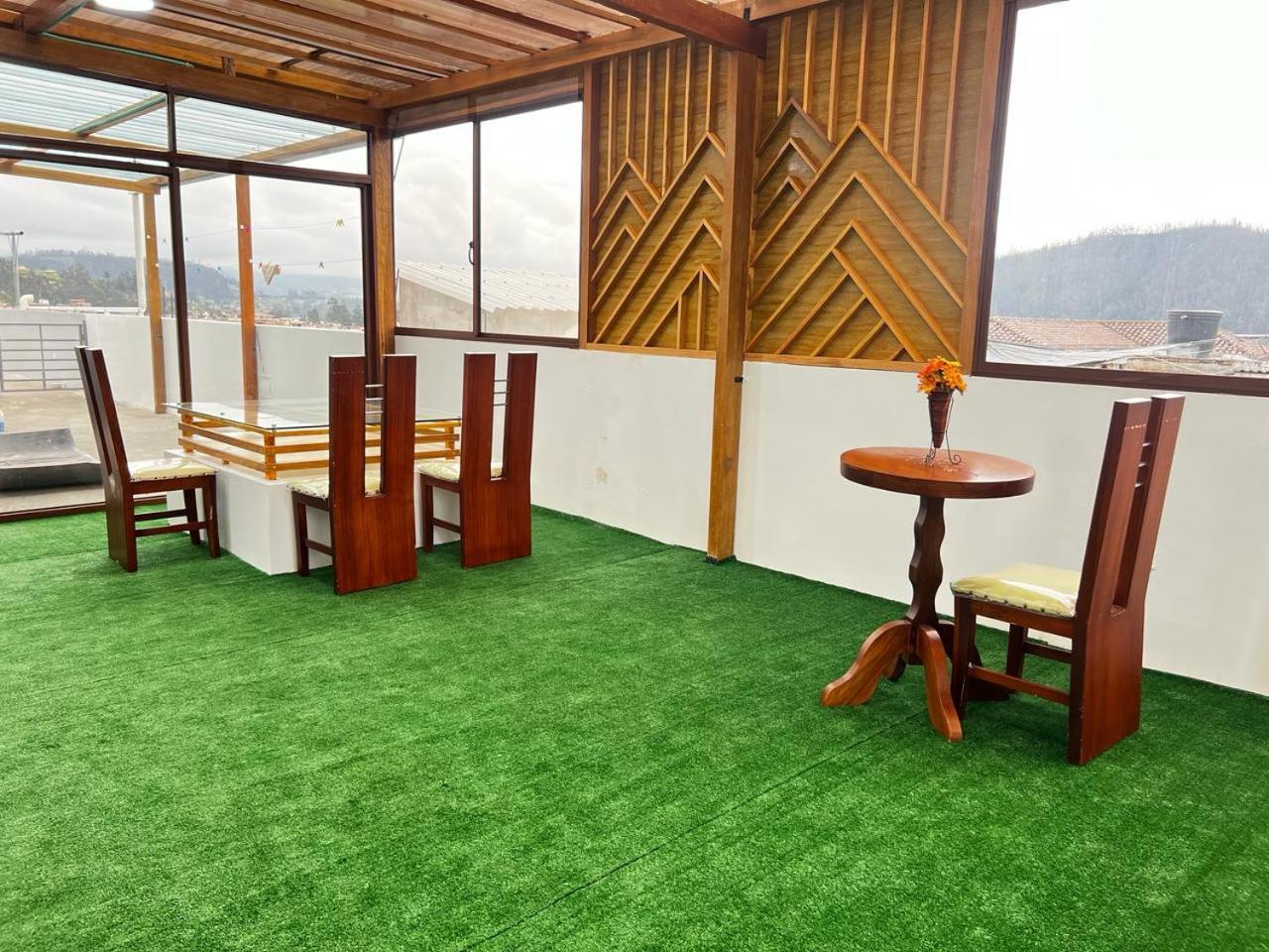 Hostal Arauco Otavalo Exterior foto